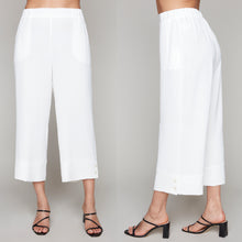 Charger l&#39;image dans la galerie, Compli K novelty pull-on pants with button detail
