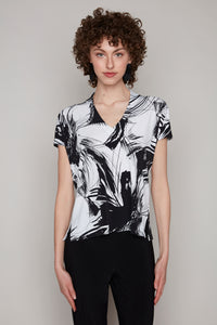 Compli K short sleeve top with u-neckline