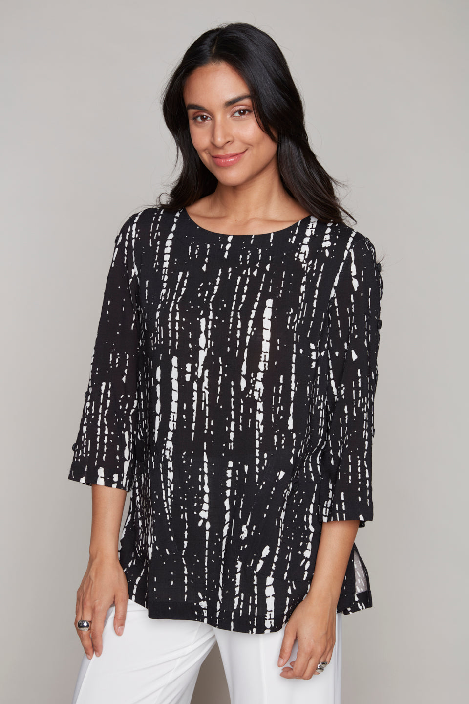 Compli K 3/4 sleeve top with front patch pockets