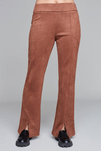 Carré Noir - Pantalon à enfiler en faux suède avec fente en bas sur le devant