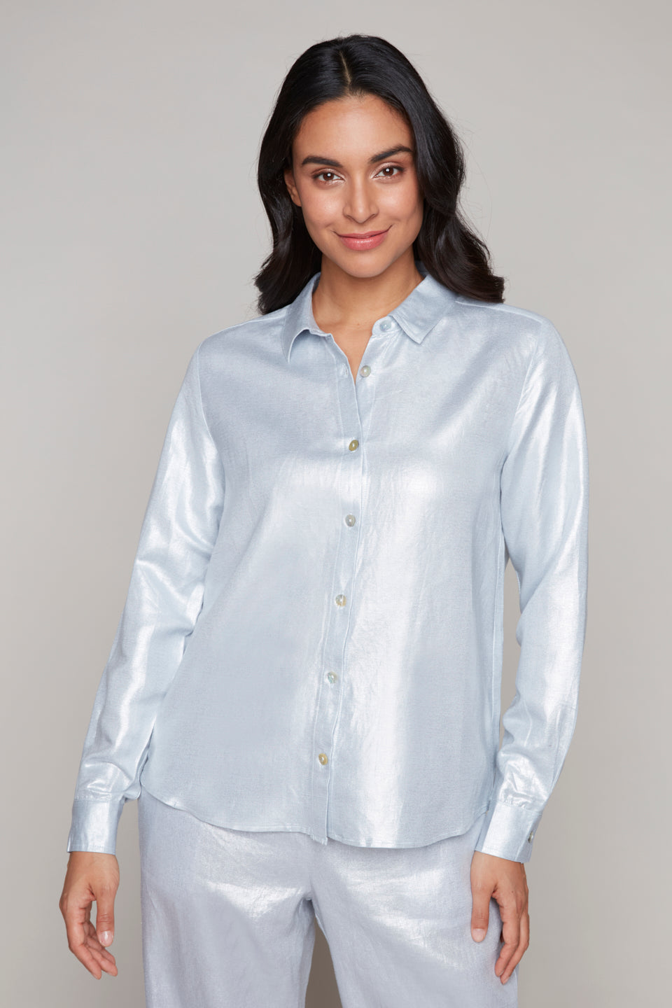 Carre Noir button-front long sleeve blouse