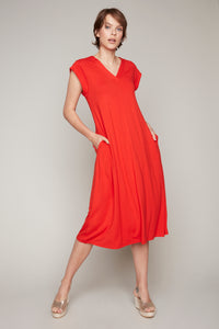 Carre Noir v-neck midi dress with side pockets