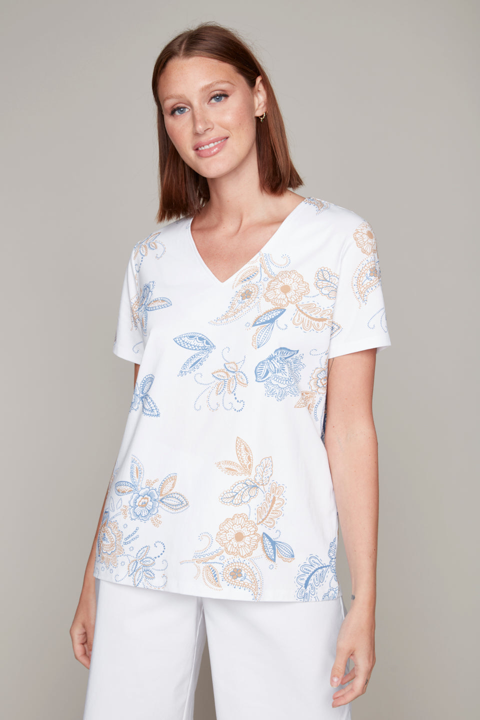 Carre Noir novelty v-neck flower print t-shirt