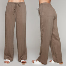 Load image into Gallery viewer, Carre Noir wide-leg linen pants
