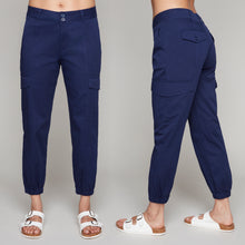 Load image into Gallery viewer, Carre Noir cargo jogger style pants
