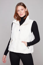 Load image into Gallery viewer, Carre Noir Quilted Zip Vest
