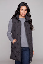 Load image into Gallery viewer, Carre Noir Long Quilted Zip Vest
