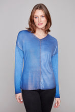 Charger l&#39;image dans la galerie, Carre Noir Shimmer Soft V-Neck Top
