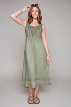 Charger l'image dans la galerie, Compli K Linen V-Neck Maxi Dress
