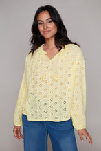 Charger l'image dans la galerie, Compli K Embroidered Eyelet Peasant Blouse
